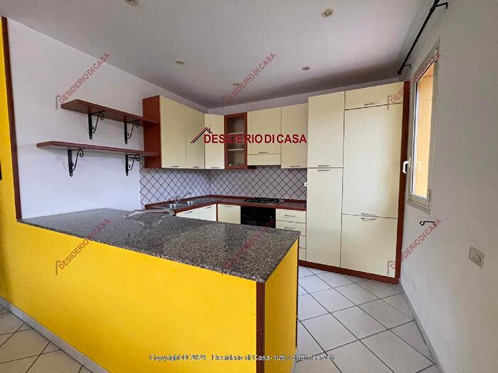 Appartamento quadrilocale in affitto in Lascari