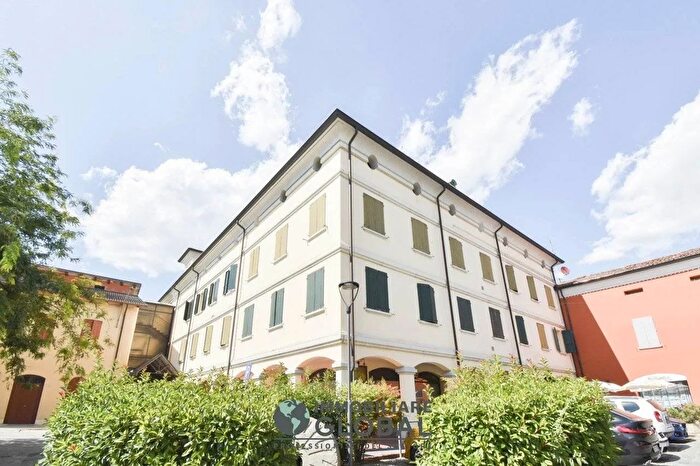 Appartamento quadrilocale in vendita in Piazza della Repubblica Bastiglia, Bastiglia