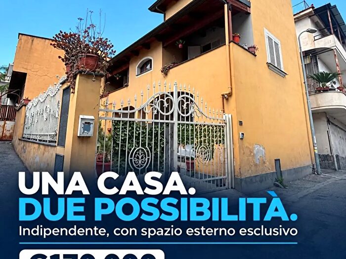 Appartamento quadrilocale in vendita in Via Cutoli, Ottaviano