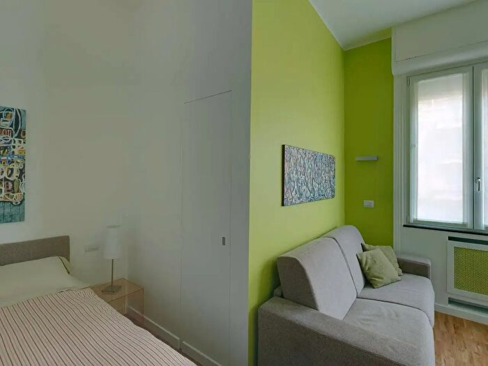 Appartamento monolocale in affitto in Via Giovanni Battista Pergolesi, Milano