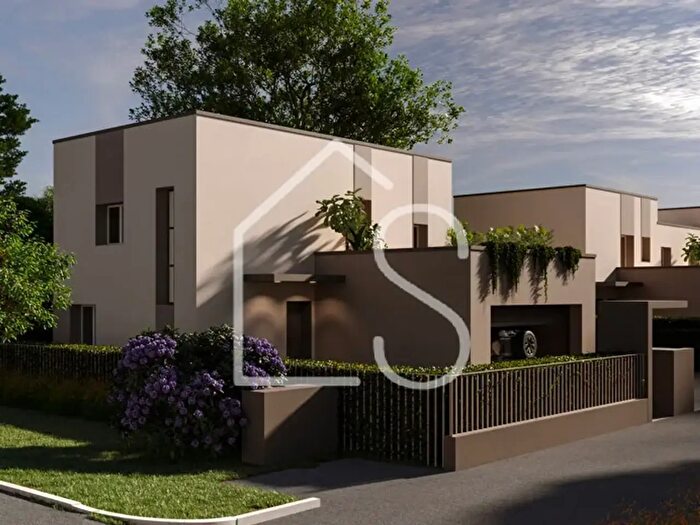 Casa quadrilocale in vendita in Casalecchio Di Reno