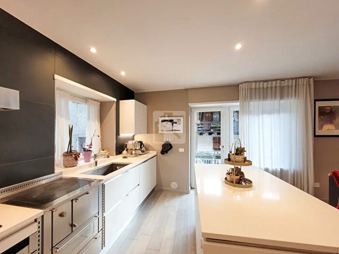 Appartamento trilocale in vendita in Via Piave, Ledro