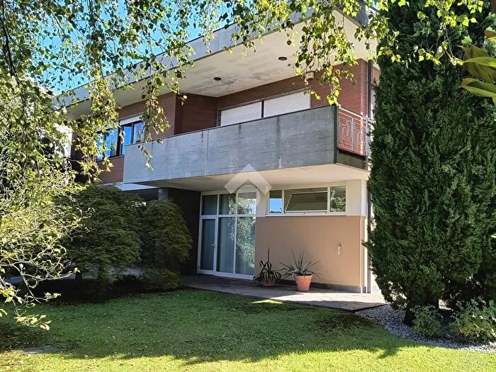 Casa trilocale in vendita in Via Tevere, Lonate Pozzolo