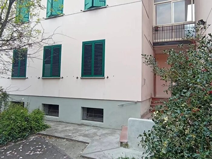 Appartamento con 5 locali in vendita in Via Via Bertolo, Vicenza