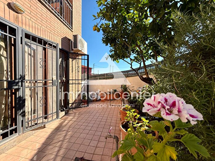 Appartamento quadrilocale in vendita in Via Tor Paluzzi, Albano Laziale