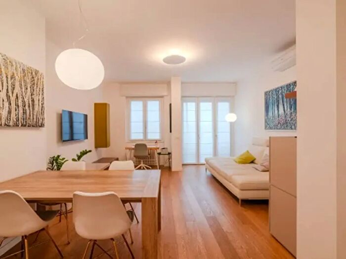 Appartamento trilocale in vendita in Via Cipriano Facchinetti, Milano