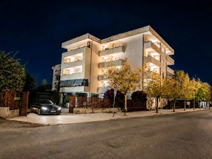 Appartamento quadrilocale in vendita in Via Giovanni Paolo II, Crotone