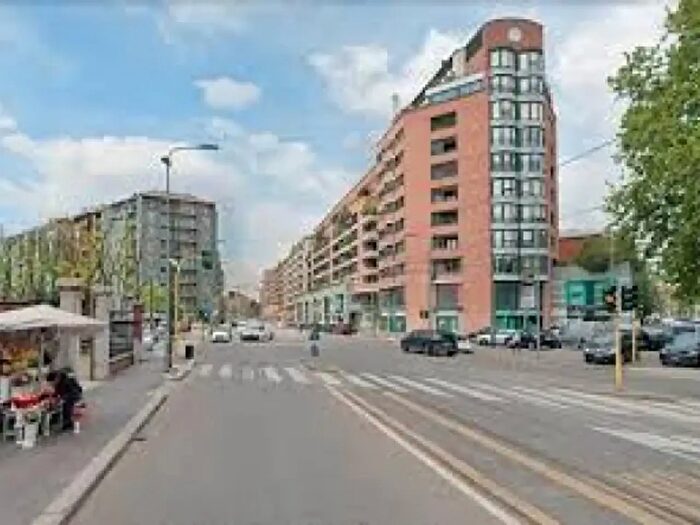 Appartamento trilocale in vendita in Via Rembrandt, Milano