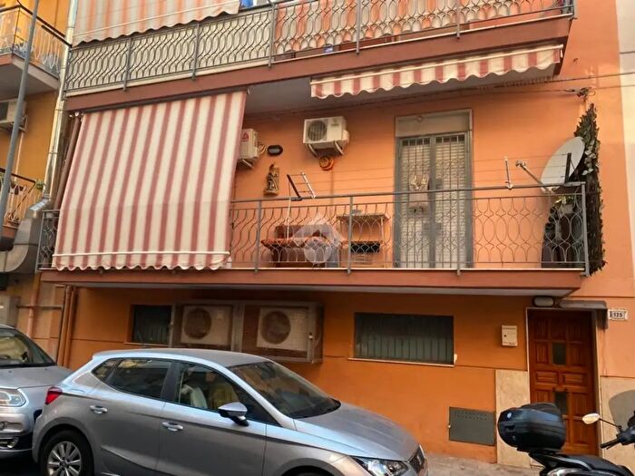 Appartamento trilocale in vendita in Via Regina Margherita, Capaci