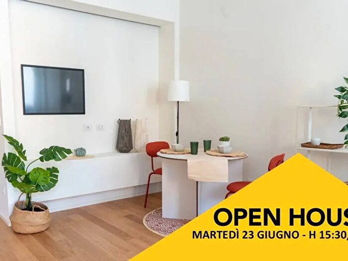 Appartamento bilocale in vendita in Via dei Tulipani, Milano