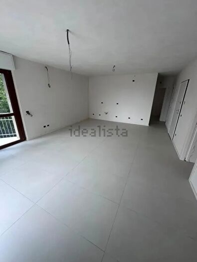 Appartamento trilocale in vendita in Rovato