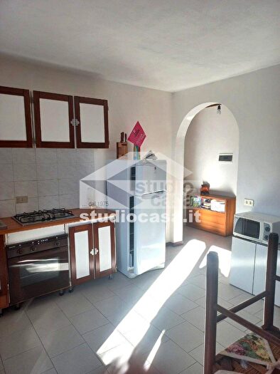 Appartamento trilocale in vendita in Via Frerola, Algua