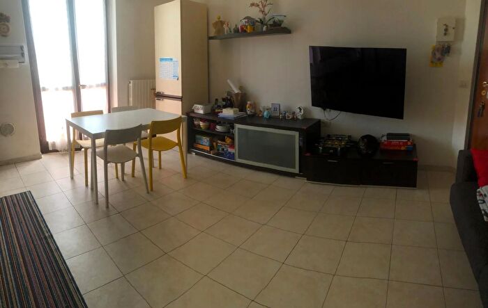 Appartamento trilocale in vendita in Pandino