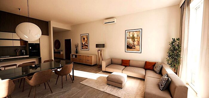 Appartamento quadrilocale in vendita in Piazza Virgiliana, Mantova