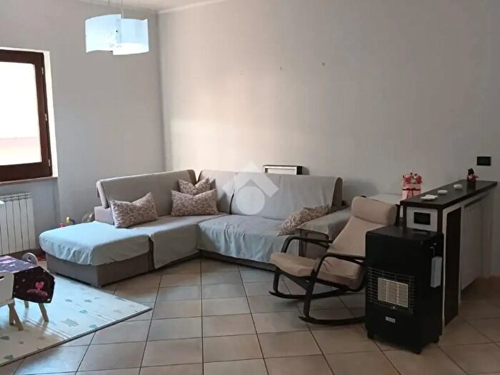 Appartamento trilocale in vendita in Via Sandro Pertini, Moschiano