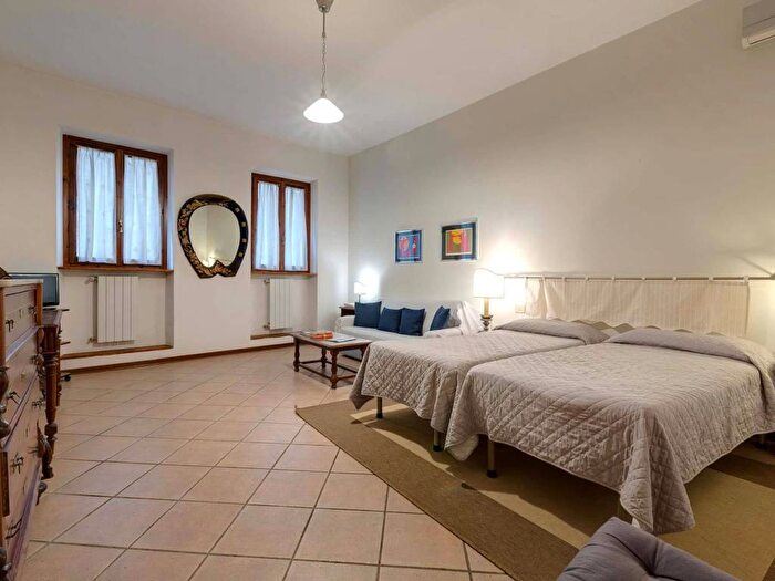 Appartamento bilocale in affitto in Via dei Tavolini, Signoria Uffizi, Firenze