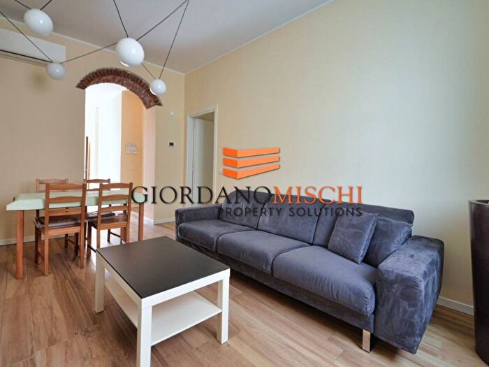 Appartamento bilocale in affitto in Via Alessandro Volta, San Biagio, Monza