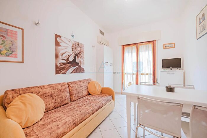 Appartamento bilocale in vendita in Via Vittorio Veneto Jesolo, Jesolo