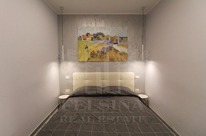 Appartamento bilocale in vendita in Via dellIndipendenza, Bologna