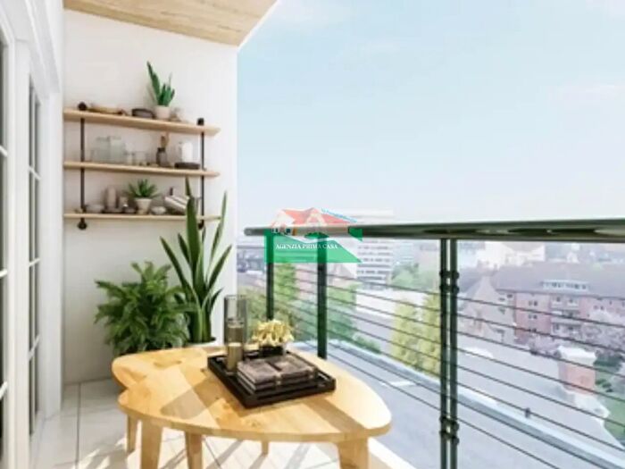 Appartamento con 5 locali in vendita in Viale Vincenzo Randi, Ravenna