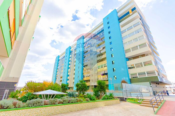 Appartamento trilocale in vendita in Via Francesco Capacchione, Barletta