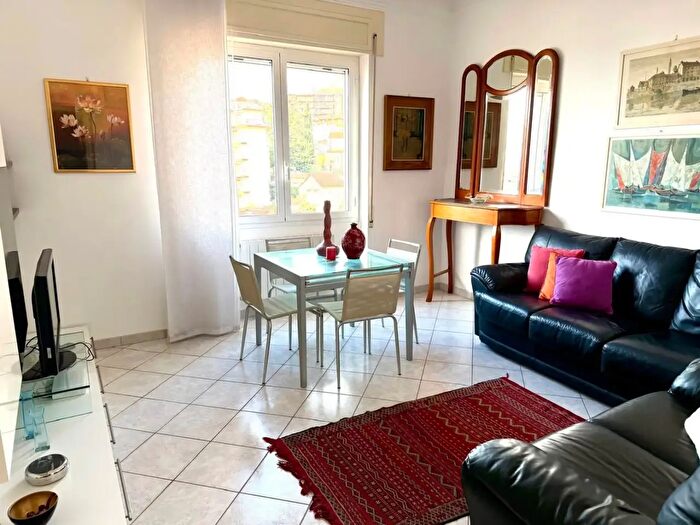 Appartamento quadrilocale in vendita in Via Goethe, Sanremo