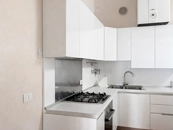 Appartamento quadrilocale in affitto in Via San Carlo, Arona