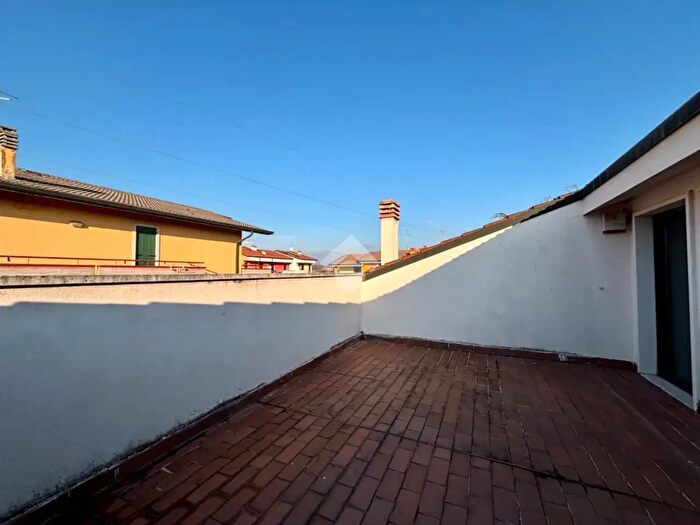 Casa quadrilocale in vendita in Via Marco Polo, Sona