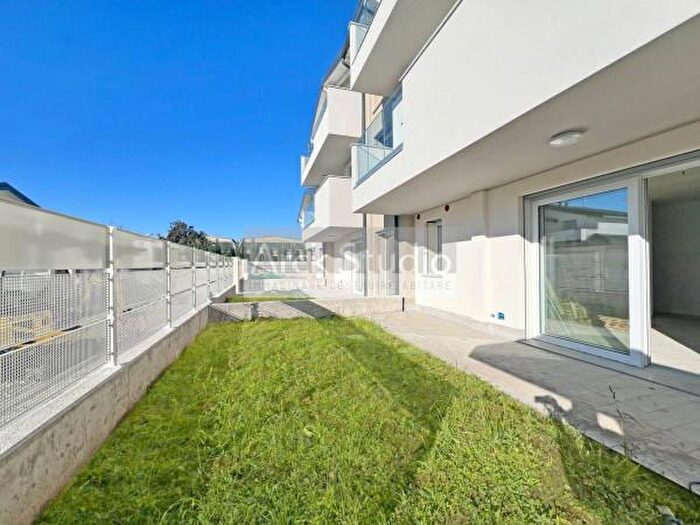 Appartamento bilocale in vendita in Via Guglielmo Marconi, Cassano DAdda