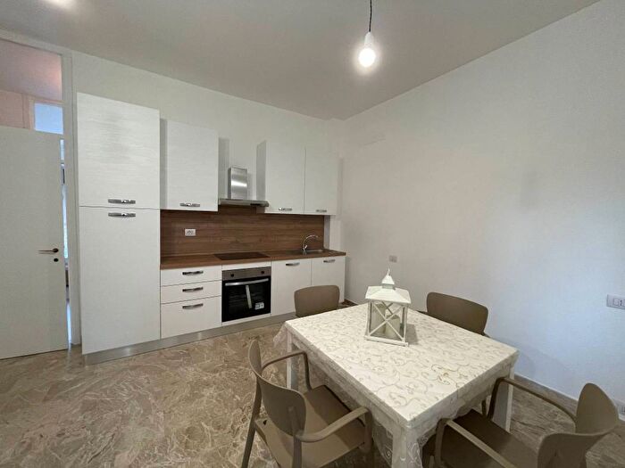 Appartamento bilocale in affitto in Via Carlo Meda, Triante, Monza