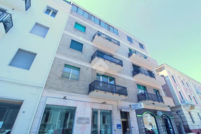 Appartamento quadrilocale in vendita in Via Firenze, Pescara