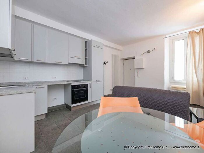 Appartamento bilocale in affitto in via Vigevano, Navigli Darsena, Milano