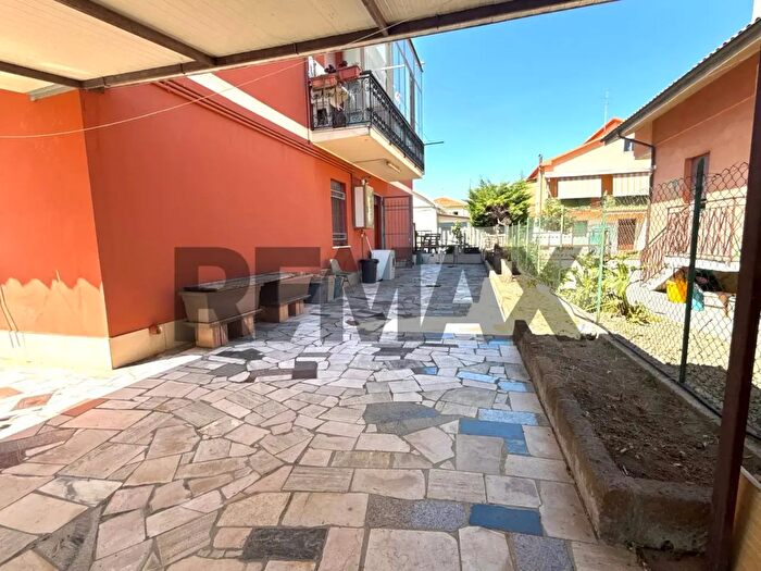 Appartamento quadrilocale in vendita in Via Po', Pescara