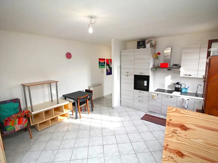 Appartamento bilocale in vendita in Via Fratelli Vigorelli, Legnano