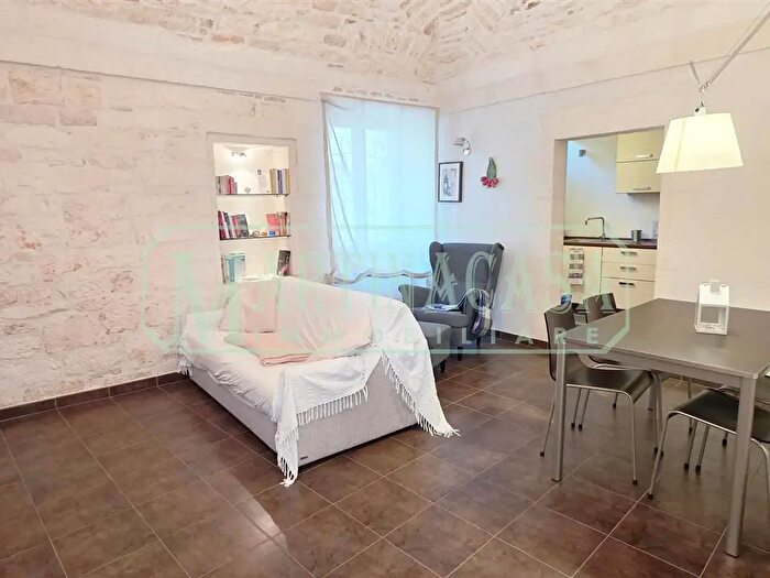 Appartamento trilocale in vendita in Via Cellini, Martina Franca