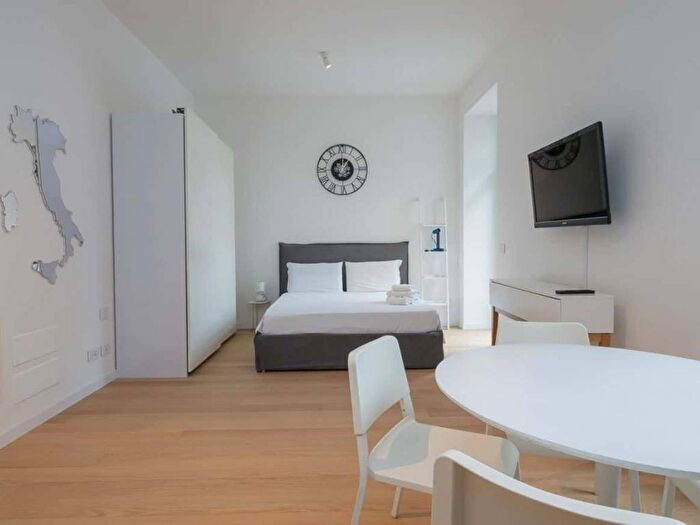 Appartamento in affitto in Via Errico Petrella, Buenos Aires, Milano