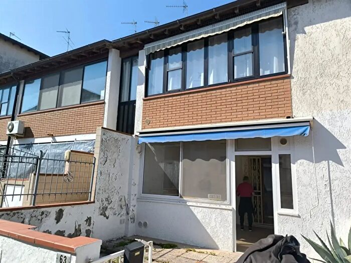 Appartamento trilocale in vendita in Comacchio