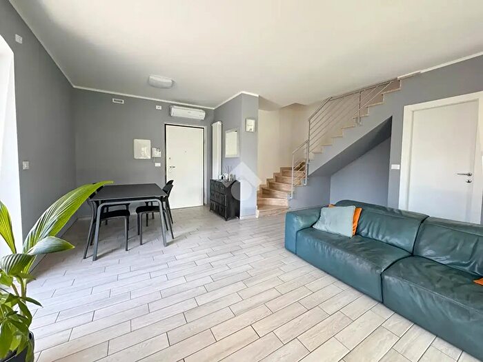 Appartamento quadrilocale in vendita in Via dei Palmensi, Chieti