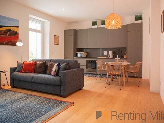 Appartamento bilocale in affitto in Via Errico Petrella, Buenos Aires, Milano