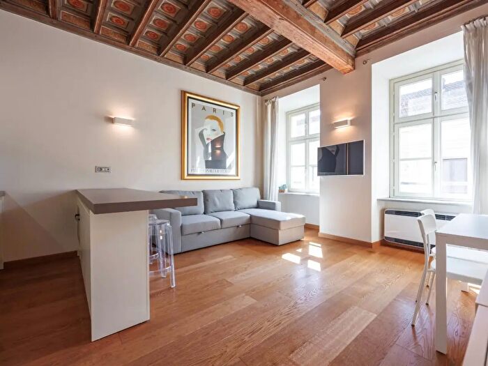 Appartamento quadrilocale in vendita in Via Vittorio Alfieri, Torino