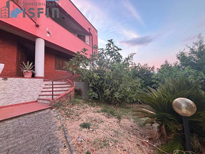Casa con 5 locali in vendita in Via del Carmine, Marano Marchesato