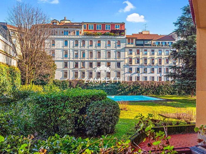 Appartamento con 5 locali in vendita in Via Niccolò Machiavelli, Milano