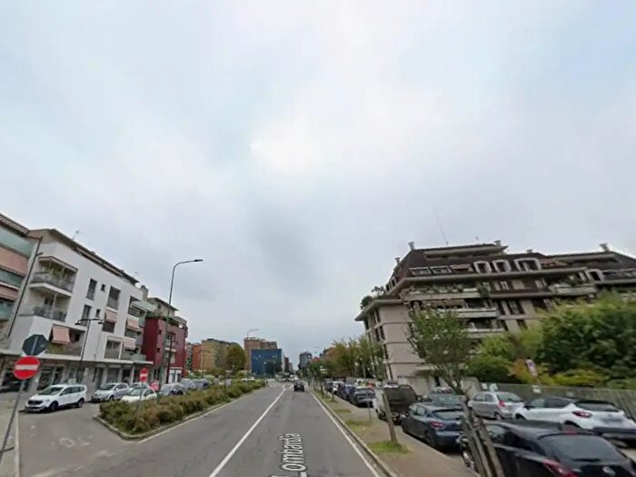 Appartamento trilocale in affitto in Viale Lombardia, Cologno Monzese