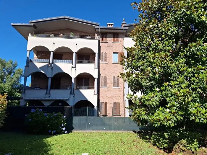 Appartamento trilocale in vendita in Via Marconi, Barlassina