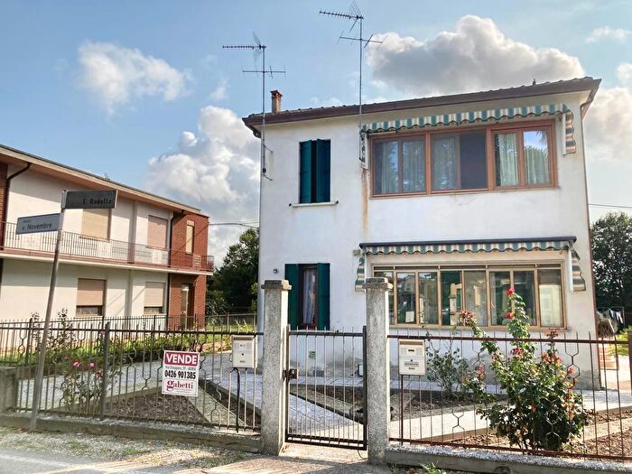 Appartamento con 5 locali in vendita in Cà Emo Riviera Eloisa, Adria
