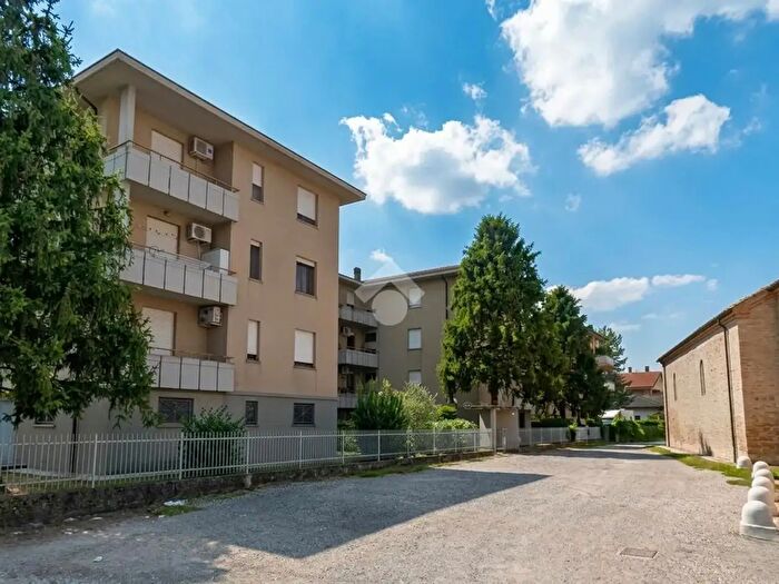 Appartamento quadrilocale in vendita in Via Rodolfo Morandi, Torrile