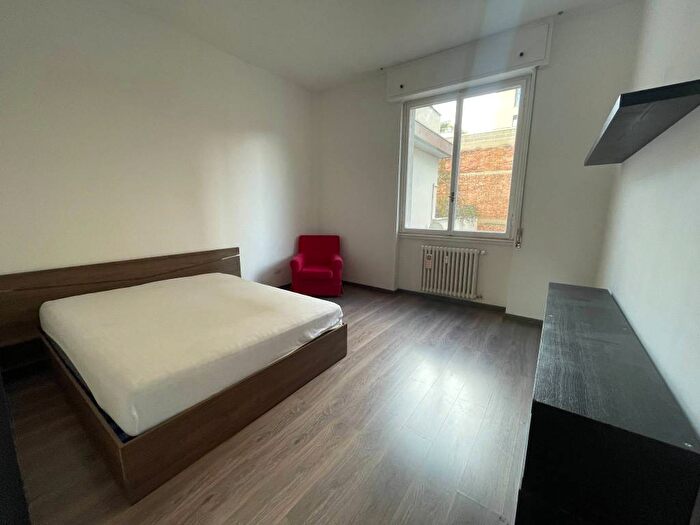 Appartamento monolocale in affitto in Viale Legioni Romane, Bande Nere, Milano