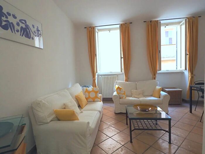 Appartamento bilocale in affitto in Via di San Paolo alla Regola, Roma
