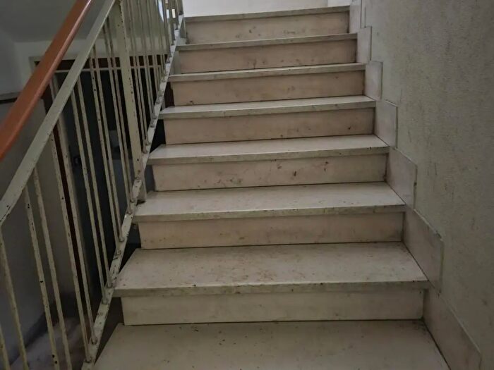 Appartamento con 6 locali in vendita in Pontedera