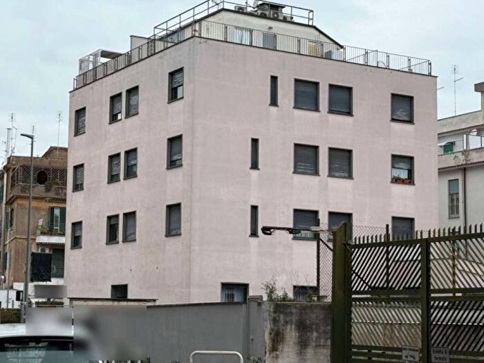 Appartamento monolocale in affitto in via Luigi Maglione, Torrevecchia, Roma